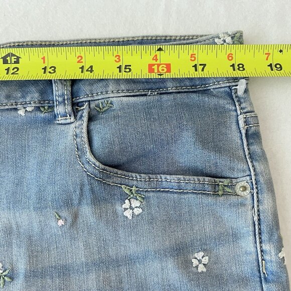 Thereabouts Big Girl Blue Denim Shorts Size 20.5 Plus (actual 36x6) Embroidered - Picture 9 of 12